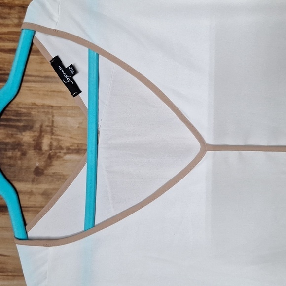 Soprano SIZE MEDIUM WHITE BLOUSE - Picture 2 of 6